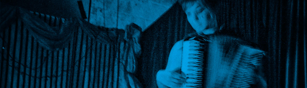 Accordeon shadows Foto: Celine Nadeau (Flickr/CC)