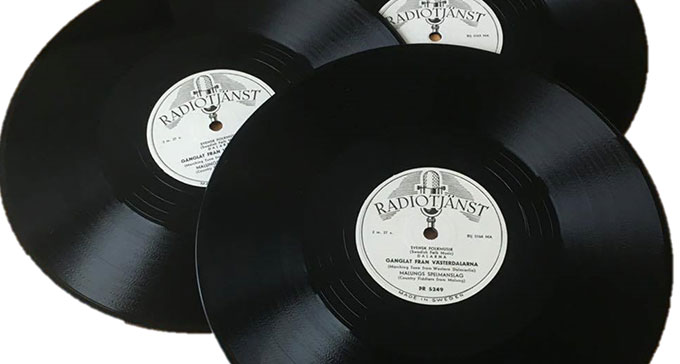 Mellan 1949 och 1953 gav Radiotjänst ut ett 30-tal skivor med folkmusik