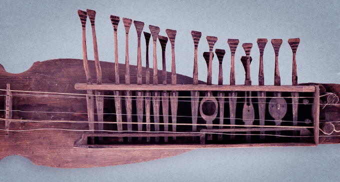 Nyckelharpa från Musik- och teatermuseets samling.