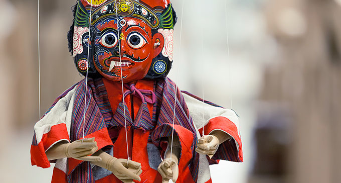 Teaterdocka i Scenkonstmuseets samlingar. Foto: Miki Anagrius