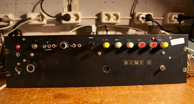 Den tidiga analoga/digitala hybridsynthen Dimi-O. Foto: Mats Erlandsson/EMS