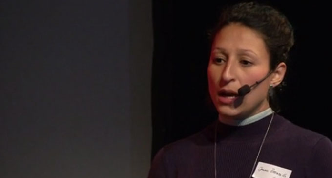 Janan Zapata pratade om intersektionalitet och musiklivet.