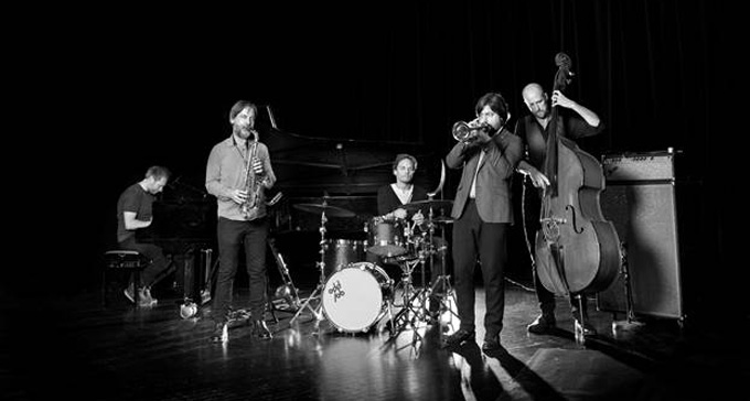 Oddjob omvandlar folkmusik till jazz på nya skivan Folk (Caprice Records).