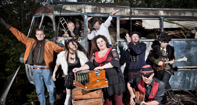 Fastpoholmen är en av tolv akter på Nordic Showcase 2016.