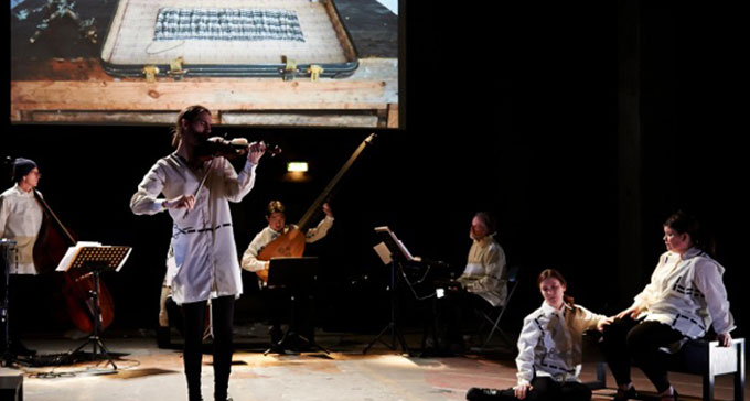 Föreställningen Witch, Bitch, Temptress, Feminist