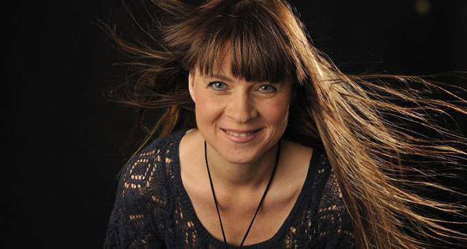 Daniela Nyström får pris för enastående pedagogisk gärning. (Foto: Stefan Hägglund)