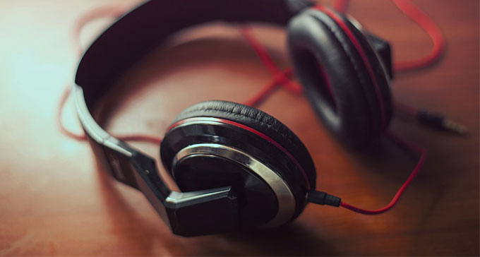 Lyssna på godbitar ur Caprice Records utgivning från 2016.